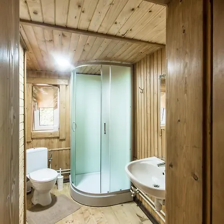 Guest house хата різьбяра - закуток 4*