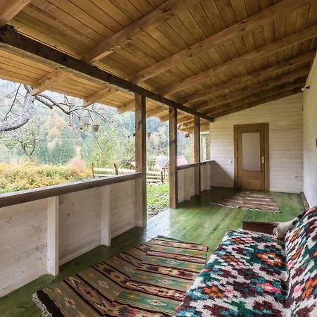 Guest house хата різьбяра - закуток Beloberezka