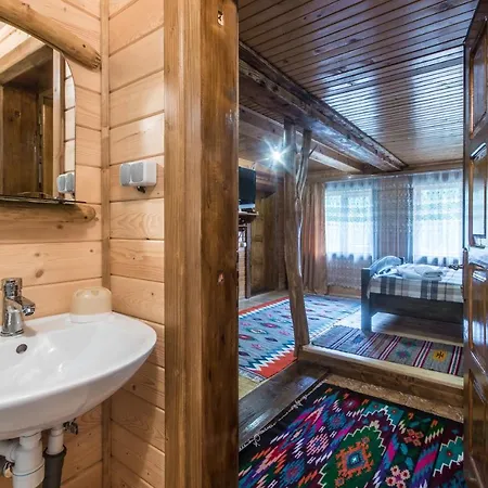 хата різьбяра - закуток