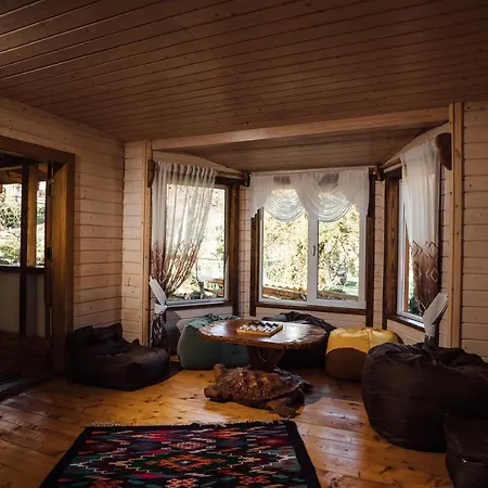 Guest house хата різьбяра - закуток Beloberezka