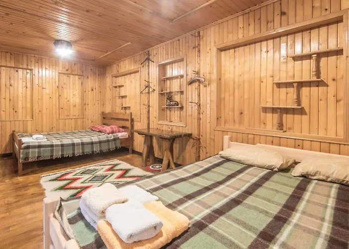 хата різьбяра - закуток Guest house