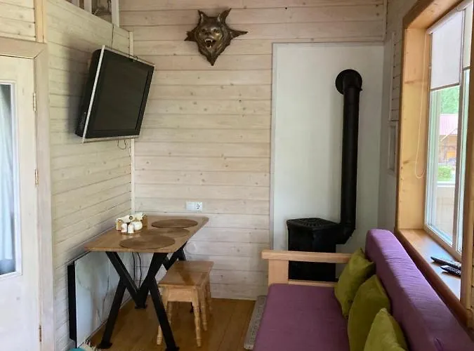 хата різьбяра - закуток Guest house Beloberezka